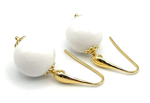 Boucles d'oreilles en vermeil 24K et jade blanche à porter au quotidien
