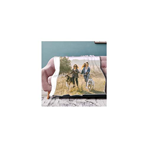 Duroon Fotodecke mit Eigenem Bild, Decke Selbst Gestalten Bedrucken Lassen Kuscheldecke Mit Pompoms Personalisierte Geschenk für Freunde Paare Geburtstag Jahrestag Cover