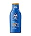 NIVEA SUN Kids Schutz und Pflege Sonnenmilch LSF 50+ Reisegröße (100 ml), pflegende Sonnencreme mit LSF 50+, extra wasserfeste Sonnenlotion für empfindliche Kinderhaut