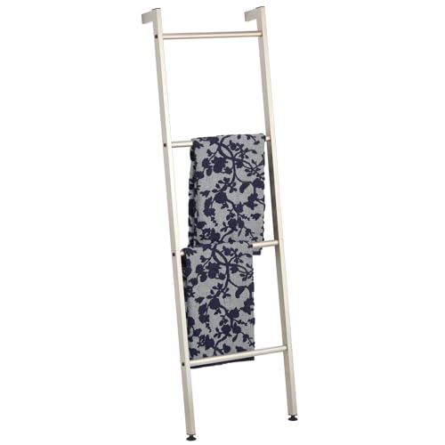 mDesign échelle pour Serviettes idéale pour la Salle de Bain – Porte-Serviette Design sur Pied à 4 Rails en métal – Porte-Serviette INOX à Poser ou Porte-vêtement ou Porte-journaux – Beige