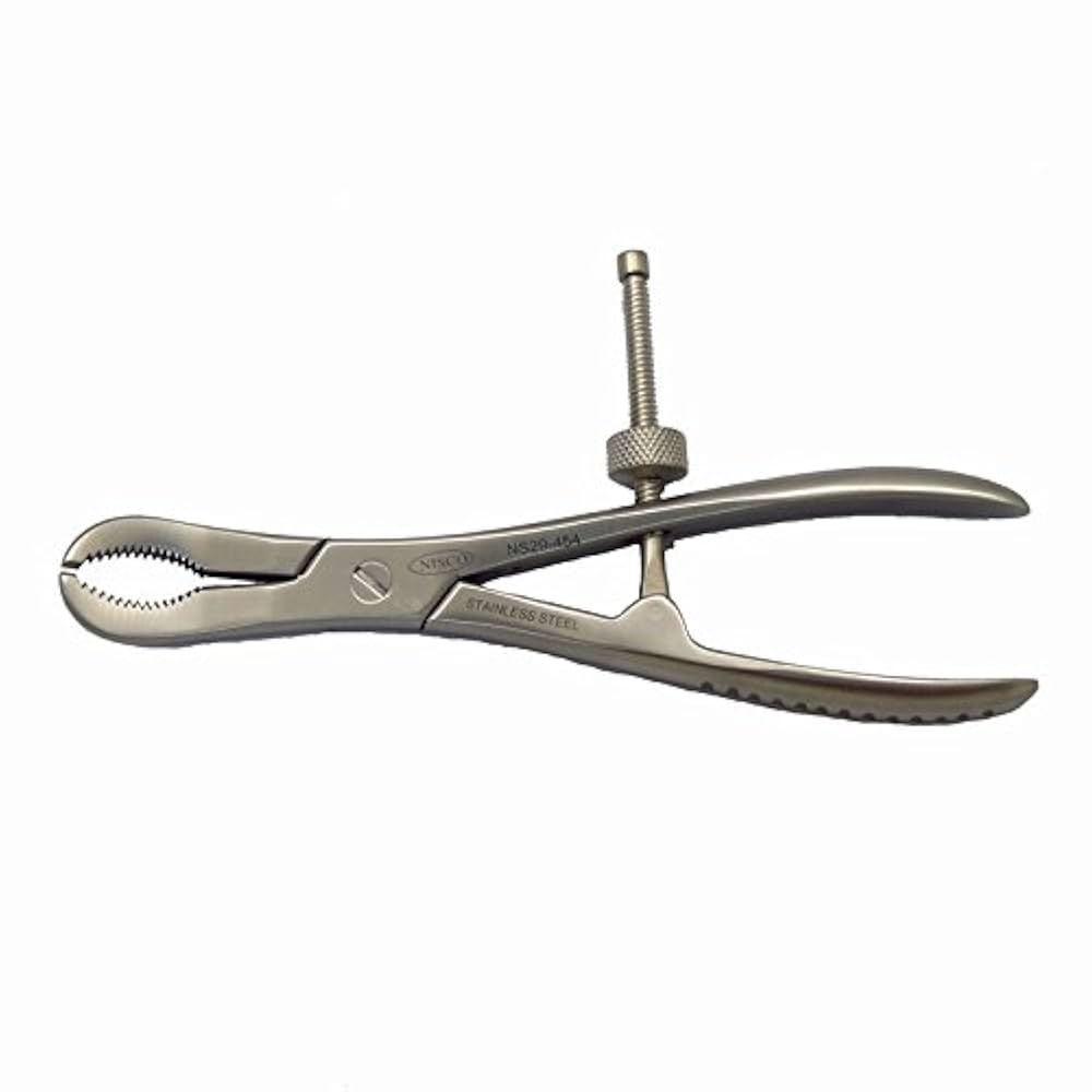 簞笥（たんす）、長持（ながもち）、鋏箱（はさみばこ）、鏡台、鏡