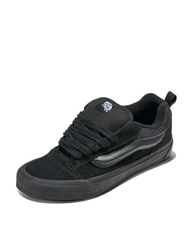 Vans Unisex Knu Skool Shoe | '90s Retro Puffy Low-Top Fashion Sneakers for Men & Women Black/Black