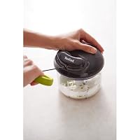 Tefal K13210 5-Sekunden-Zerkleinerer ohne Strom, 900ml; Universalzerkleinerer für Gemüse, Obst, Nüsse, Knoblauch, Babynahrung. Inklusive zusätzlichem Ice-Crusher-, Püree- und Rühreinsatz, schwarz/grün – Ansicht 8