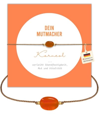 happymaker - Karneol Armband Damen, handgemacht Edelstein Armband orange mit Goldperlen und exklusiver Geschenkverpackung, Mutmacher Geschenk für Frauen