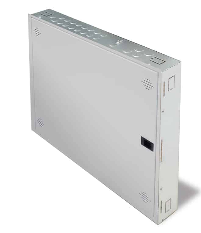 Armoire métallique ICT protégeant vos connexions avec son étanchéité IP33 de surface