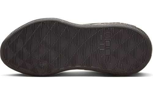 Nike Women's Bella 7 Sneaker4