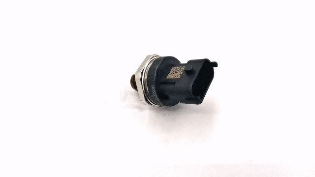 Amazon.com: 0281002964 0281002767 42561085 Fuel Rail