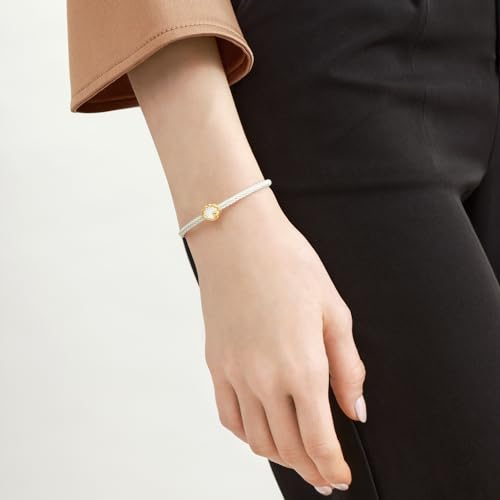 CHOW SANG SANG 999 24K Solid Gold Mother of Pearl Mini Charm Romantic Shell Bracelet for Women 92649C2