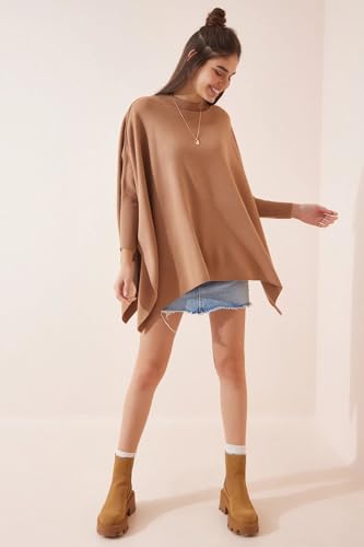 Image of Women's Crew Neck Batwing Sleeve Split Hem Oversized Knit Poncho Sweater