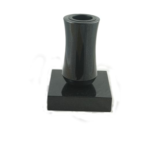 Designgrab Atria Vase funéraire et socle en granit suédois Noir