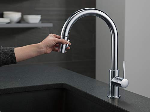 Image of Delta Faucet Trinsic Brushed Nickel Kitchen Faucet, Kitchen Faucets with Pull Down Sprayer, Kitchen Sink Faucet, Faucet for Kitchen Sink with Magnetic Docking, Arctic Stainless 9159-ARLS-DST
