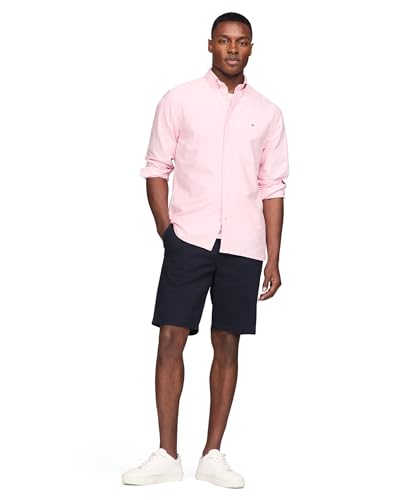 Image of Tommy Hilfiger Men's Long Sleeve Oxford Shirts in Regular Fit, Men's Button Down Shirts, Also Available in Big and Tall