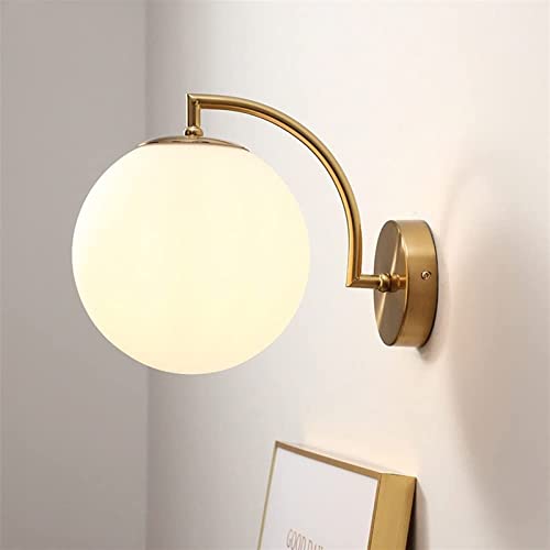 Aplique de pared moderno de latón con acabado oro brillante y esfera decorativa de vidrio 2