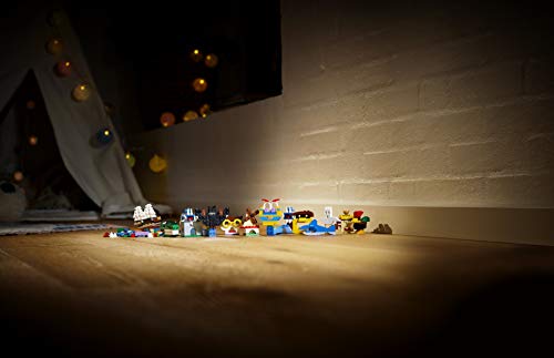 Classic Mattoncini e Luci, Set Teatro delle Ombre Divertente con Mattoncino Luminoso e 12 Modellini da Costruire, Giochi Creativi per Bambini e Bambine da 5 Anni con le Costruzioni 11009 - Lego - Immagine 4