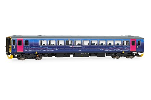 Hornby Diesel Train, R30357 GNER Class 43 HST Bo-Bo Train Pack, Era 9 00 Gauge Locomotives, Engine Models for Adults - Image 2