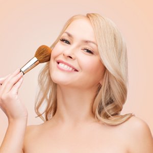 Pressed Mineral Foundation With Vitamin for a Natural Silky Finish - Image 6