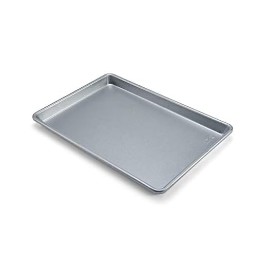 Chicago Metallic Commercial II Traditional Uncoated True Jelly Roll Pan, 15-Inch by10-Inch