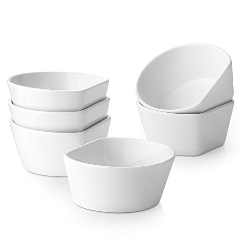 DOWAN 4oz Ramekins Oven Safe, White Ramekins for Creme Brulee, Porcelain Ramekins Bowls for Oven Baking, Souffle Ramekins Dishes/Pudding Cups, Set of 6