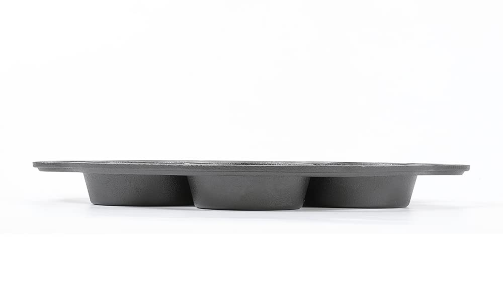 YOLOPLUS+ Pre-Seasoned Cast Iron Muffin Pan - 8 Cup Biscuit Pan With Handle & Heat Resistant Gloves - View #5