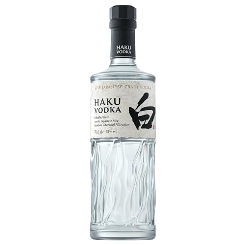 GUSTO: Haku Vodka si caratterizza per il suo sapore morbido, setoso e sottilmente dolce ed un'aroma multistrato e morbido