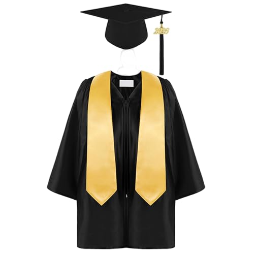 Gorra y bata de graduación infantil para celebrar con orgullo su primer diploma