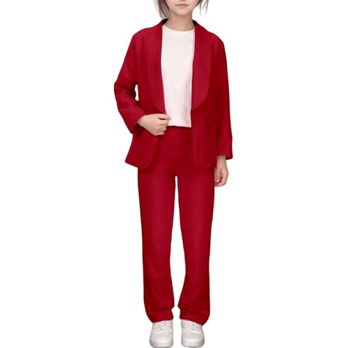 Costume fille uni pour éviter les tenues inconfortables lors des grandes cérémonies