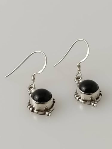 Boucles d'oreilles onyx noir pour sublimer votre tenue de bureau