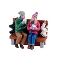 Lemax 12046 Village Collection Hot Cocoa Drinkers #12046 thumb #2