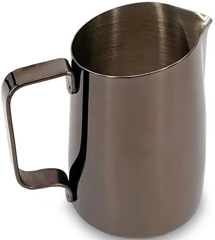【公式】WPM | シャープスパウト Sharp spout ミルクピッチャー 450ml HC7107TBK (チタンブラック)（Amazon）