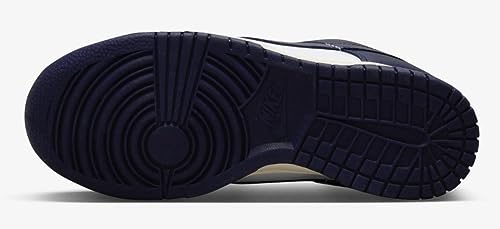 Image of Nike Dunk Low SE Women's Trainers
