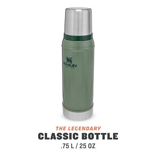Stanley Classic Legendary Botella Termica 750ml - Mantiene Frío o Calor 20 Horas - Termo Cafe - Cantimplora Acero Inoxidable - Sin BPA - Apto Para Lavavajillas - Hammertone Green - Imagen 3