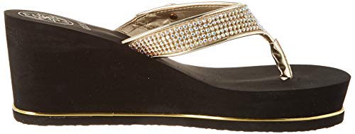 GUESS Women's Sarraly Wedge Sandal 6