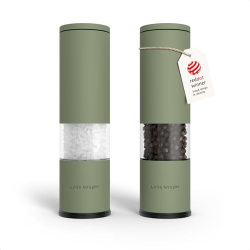 LARS NYSØM Salz und Pfeffermühle Set Manuell mit einstellbarem Keramikmahlwerk I Edelstahl Pfeffermühle und Salzmühle I Design Gewürzmühlen Set (2 Stück) (Sage Green)