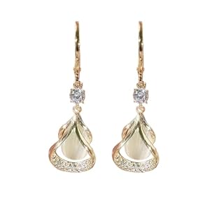 Pearl Earrings for Womens Hypoallergenic Trendy Charm Exquisite Simple Stylish Classic Design Elegant Party Jewelry