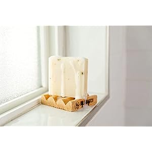   Dr-Squatch-All-Natural-Bar-Soap-for-Men-with-Zero-Grit-3-Pack-Cedar-Citrus