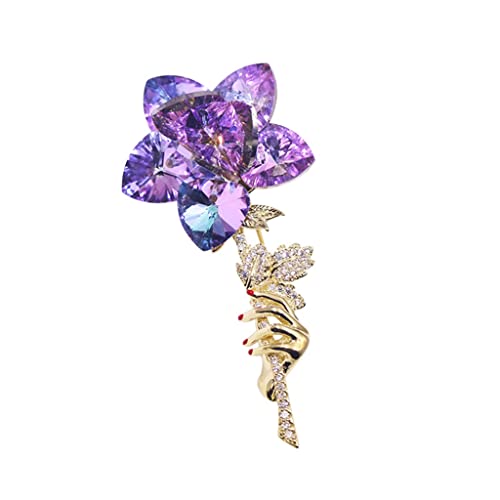 Broche rose pour fermer un pull et fixer un foulard avec élégance sans abîmer