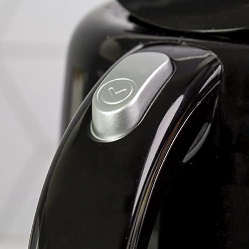 Quest 1.5L Fast Boil Kettles with Spout Filter and Water Level Indicator / 360 Degree Kettle Base / Cord Storage / Removable & Washable Spout Filter / 2 Colours (Black/Silver)