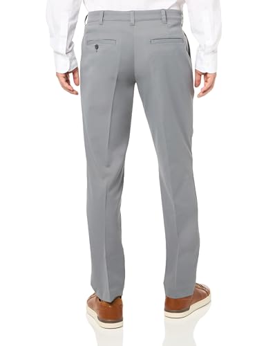 PGA TOUR Men's Classic Fit Flat Front Golf Pant with Moisture-Wicking and Sun Protection (Sizes 30-54)  
PGA TOUR Men's 