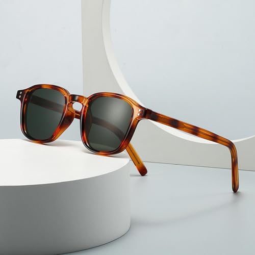 Popular Fashion Women Luxury Sunglasses Retro Rivets Men Trending Uv4002