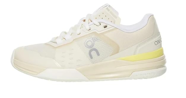 On Women's The Roger Advantage Pro Sneaker