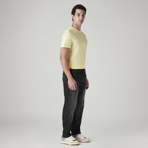 Image of Levi's Men's 505 Black Straight Fit Mid-Rise Jeans
