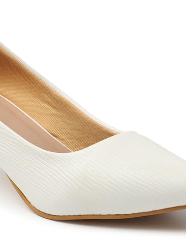Image of Iconics Women's Textured Pointed Toe Kitten Heel Pump