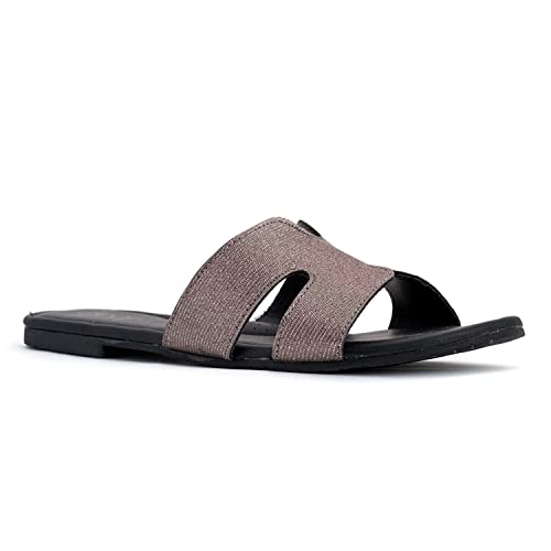 Image of CLEO By Khadim's Synthetic Grey Slip-On Flats For Women