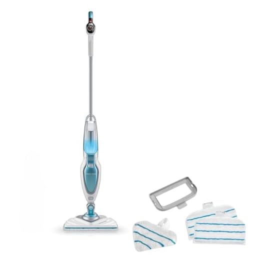 BLACK+DECKER Dampfreiniger Steam Mop Deluxe/Stehender Dampf Mop für versiegelte Hartböden/Bodenreinigung mit waschbarem Microfaser-Pad / 180° drehbarer, herausnehmbarer Fuß / 1600W - FSM1630