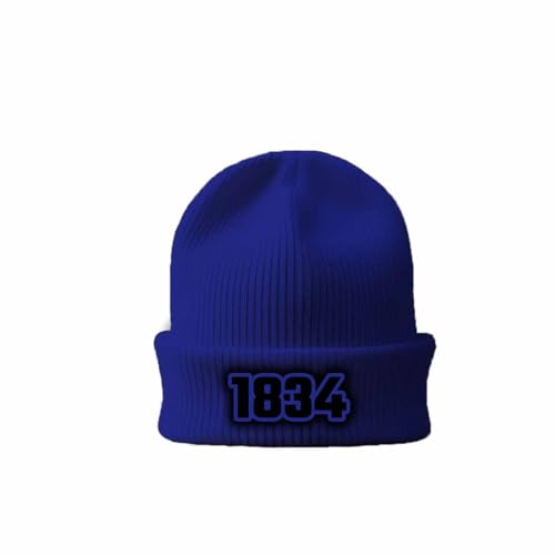 1834 Year Cuffed Beanie Royal : fini les oreilles froides grâce à ce bonnet ajustable