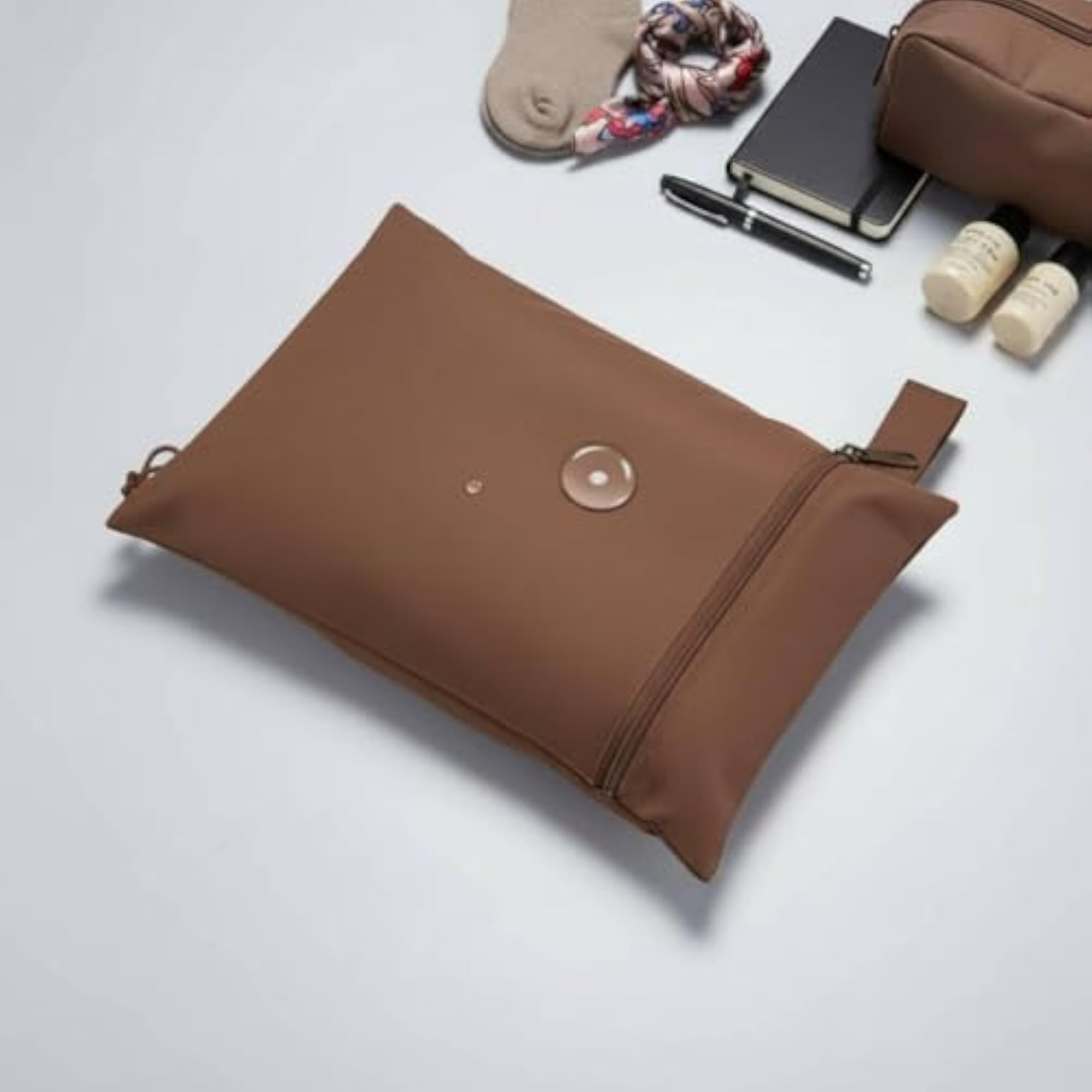 Zipper Closure Waterproof Oxford Cloth Bag, Lightweight Packing Pouch