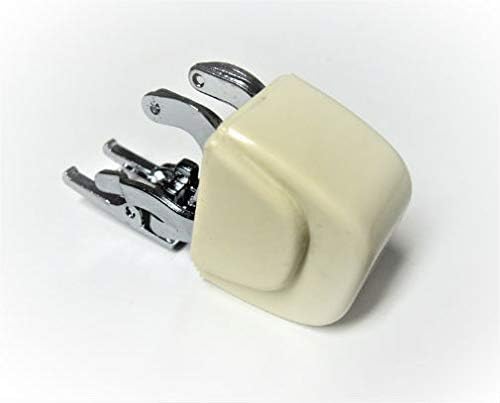 Plaid Matcher Walking Foot, top-down view