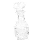 Carafe en verre : un récipient conçu pour stockage à long vin ou d'autres boissons, carafe transparente