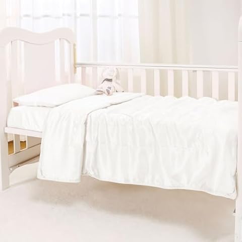 Cozysilk Pure Silk Throw Blanket, 100% Mulberry Silk Inside and Outside, Pure Silk Children Blanket for Couch Bed Sofa Travel - Lightweight Cozy Warm Bed Blanket for All Season (42x59, White) Cover