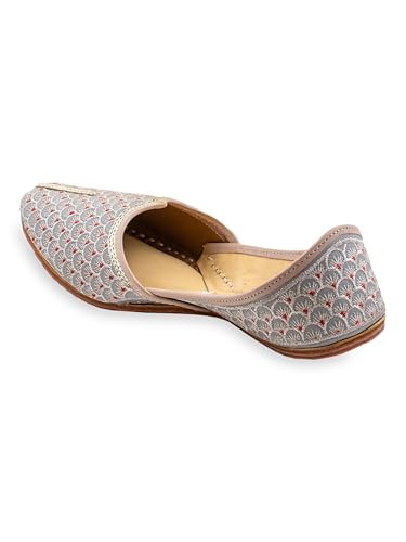 Image of KORAKARI Men's Traditional Leather Punjabi Jutti Comfortable Mojari for Men